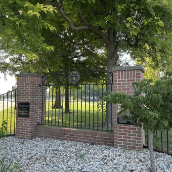 Bicentennial Park - Parks Near Me - Madison, Indiana