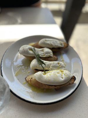 Brasswood Bar + Kitchen by null