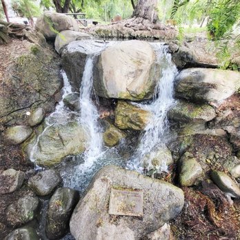 Eisenhower Park - Cute mini waterfalls - Parks Near Me - Orange, California