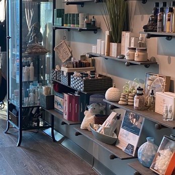 Body Suite Spa - Lotsa spa stuff that smells good - Skin Care Near Me - Redondo Beach, California Body Suite Spa - Lotsa spa stuff that smells good - Skin Care Near Me - Redondo Beach, California