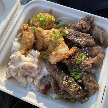 Da Bald Guy - Peeled Garlic Butter Shrimp and Braised Boneless Kalbi Beef - Food Trucks Near Me - Kahuku, Hawaii Da Bald Guy - Peeled Garlic Butter Shrimp and Braised Boneless Kalbi Beef - Food Trucks Near Me - Kahuku, Hawaii