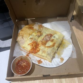 Big John's Pizzeria - Pizza Near Me - Key West, Florida