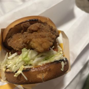 Starbird Chicken - Regular big star chicken sandwich - Chicken Shop Near Me - South San Francisco, California Starbird Chicken - Regular big star chicken sandwich - Chicken Shop Near Me - South San Francisco, California