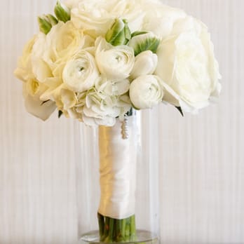Revel Decor - Bridal bouquet - Party & Event Planning Near Me - Chicago, Illinois
