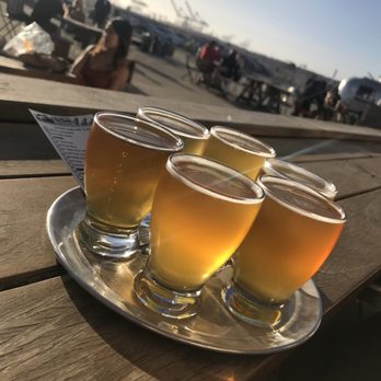 Faction Brewing - Beer flight - Breweries Near Me - Alameda, California