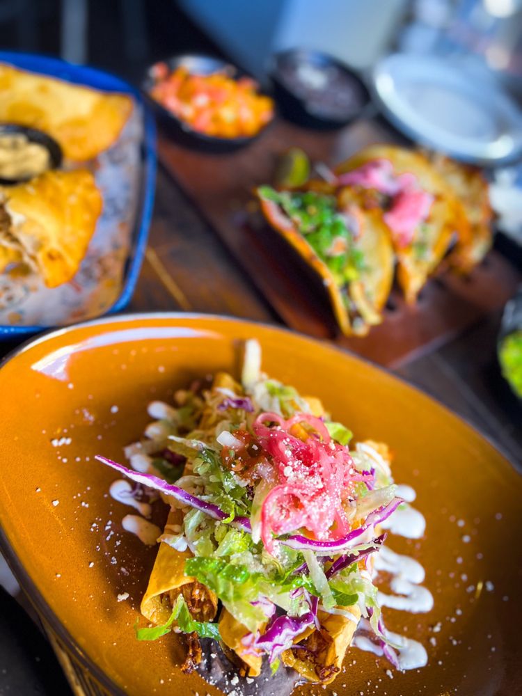 Que Onda Tacos + Tequila