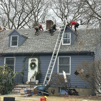 Brown Bros Roofing - Team was attacking the front and back of the roof at the same time. Efficiency. - Roofing Near Me - Dedham, Massachusetts