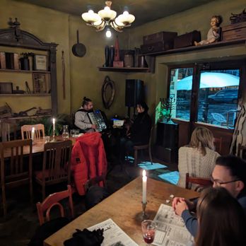 Once Upon A Time - We were treated to some awesome live entertainment... on a Tuesday night!! - Polish Near Me - Kraków, Massachusetts