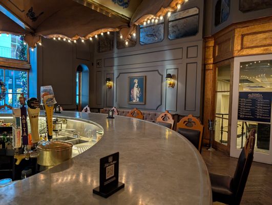 The Carousel Bar & Lounge by null