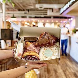 Suarez Bakery & Barra