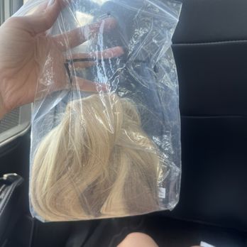 Salon Oaselle - Random bag of hair, used - Hair Stylists Near Me - Tarzana, California Salon Oaselle - Random bag of hair, used - Hair Stylists Near Me - Tarzana, California