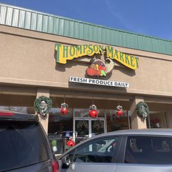 Thompson Market - Store entrance