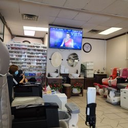 T Q Nail Salon in Dalton gift card