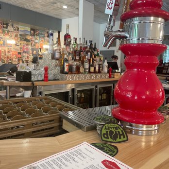 Mamma Eatery - interior bar - Italian Near Me - Davis, California