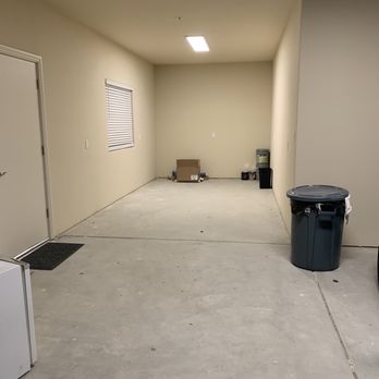 Fresno Epoxy Crew - Pre-finished floor - Flooring Near Me - Fresno, California