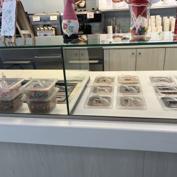 Yoguen Fruz - Mostrador - Ice Cream & Frozen Yogurt Near Me - Caguas, Puerto Rico Yoguen Fruz - Mostrador - Ice Cream & Frozen Yogurt Near Me - Caguas, Puerto Rico
