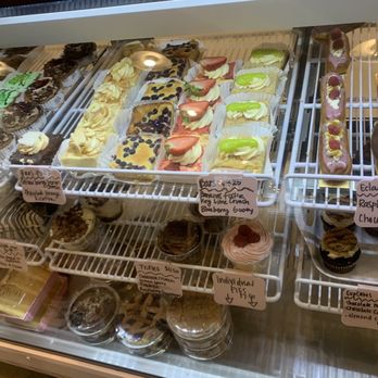 The Bubbly Tart - Display case - Desserts Near Me - Omaha, Nebraska The Bubbly Tart - Display case - Desserts Near Me - Omaha, Nebraska