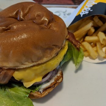 Hardee's - 1/3 pound bacon cheeseburger. Delicious! - Fast Food Near Me - Chesapeake, Virginia Hardee's - 1/3 pound bacon cheeseburger. Delicious! - Fast Food Near Me - Chesapeake, Virginia
