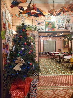 Chuy's by null