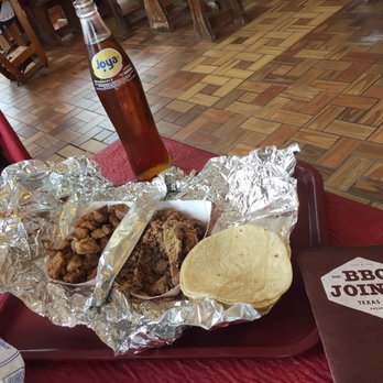 Vera's Backyard Bar-B Que - Brisket. Carnitas. Tortillas y Joya. - Barbeque Near Me - Brownsville, Texas Vera's Backyard Bar-B Que - Brisket. Carnitas. Tortillas y Joya. - Barbeque Near Me - Brownsville, Texas