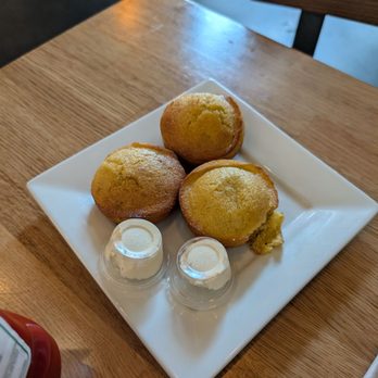 Georgia's Restaurant - Cornbread!  Tasty and warm! - Soul Food Near Me - Long Beach, California