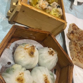 Lobster Port - Sui ma, turnip cake, shrimp & chive dumplings - Dim Sum Near Me - Markham, Ontario