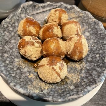 Miss Fu In Chengdu - Mochi! - Chinese Near Me - Toronto, Ontario