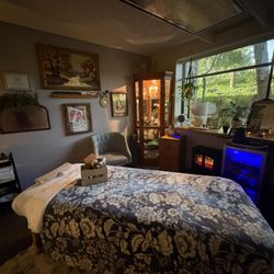 A Quiet Place Spa - All set up for Mother's Day!