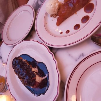 Le Diplomate - Apple tarte - Brasseries Near Me - Washington, DC, District of Columbia