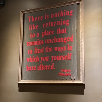 Catelli's - Inside decor - New American Near Me - Geyserville, California Catelli's - Inside decor - New American Near Me - Geyserville, California