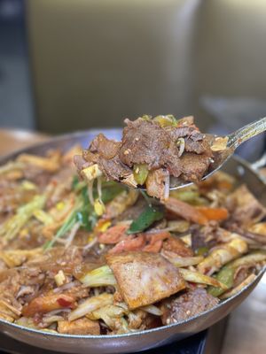 Tasty Dining by null