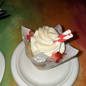 Cravings - Alisha's Cupcakes - Horchata cupcake - Bakeries Near Me - Pleasant Grove, Utah