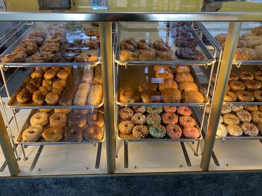 Surfin Donuts by null
