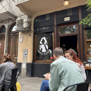 Malcriada Cafe - Seating at cafe is all outdoors - Cafeteria Near Me - Buenos Aires, C
