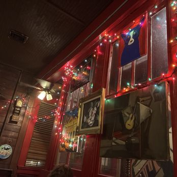 Adolfo's - Ambiance - Seafood Near Me - New Orleans, Louisiana