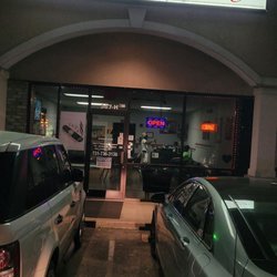 T & T Cigars And Lounge