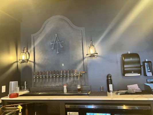 Amory’s Tomb Brewing