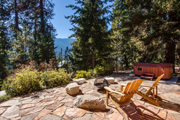 NW Comfy Cabins Vacation Rentals by null