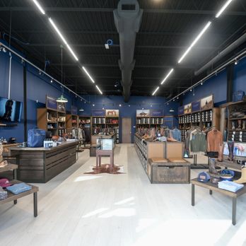 Lucchese - Shoe Stores Near Me - Willow Park, Texas