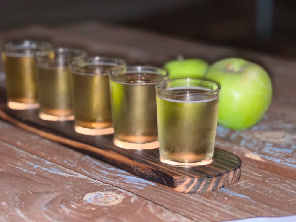 BRISTOLS CIDER HOUSE Updated September 2024 137 Photos & 103