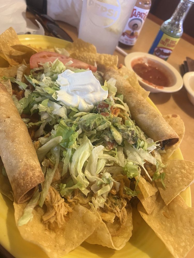 El Cerrito Mexican Restaurant and Grill Logo
