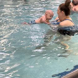 Hubbard Family Swim School in Peoria gift card