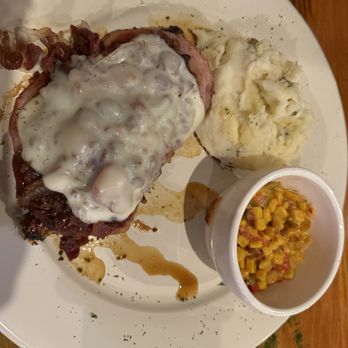 Redbone's Grill & Bar - chicken, street corn, mashed potatoes - Seafood Near Me - Jackson, Tennessee