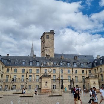 Place de la Libération - Public Plazas Near Me