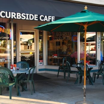 Curbside Cafe - Entrance - Breakfast & Brunch Near Me - Vista, California
