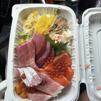 Souza's Fish House - Chirashi - Poke Near Me - Honolulu, Hawaii Souza's Fish House - Chirashi - Poke Near Me - Honolulu, Hawaii