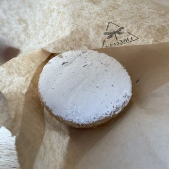 Libélula Bakery and Kitchen - Alfajores - Dominican Near Me - Montclair, New Jersey