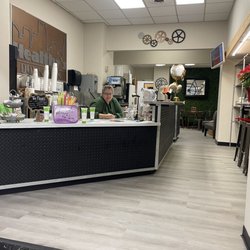 Healthys Downtown - Healthy's Downtown- December 2021