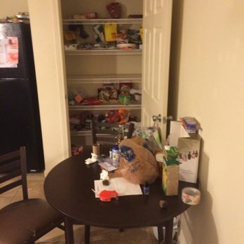 Level 27 by Pierce Education Properties - Garbage from the previous resident when I moved in. - Apartments Near Me - Oxford, Ohio