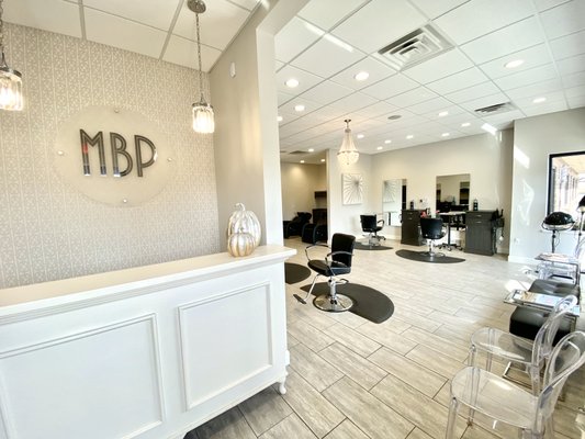 Makeup & Beauty Parlour Inc